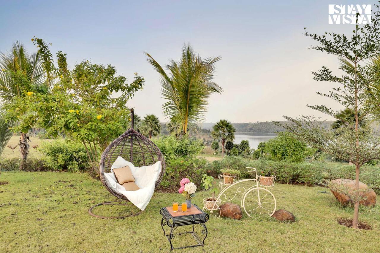 Stayvista'S Lakeside Whispers - Lake & Mountain-View Villa With Lawn & Indoor-Outdoor Games ناغبور المظهر الخارجي الصورة